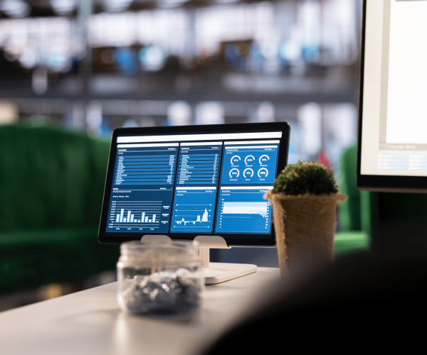 executive-workspace-features-digital-dashboard-with-financial-charts-1-rf7q1q10gkvnqp32jcujnztys7un9od9peeiuvnw5k